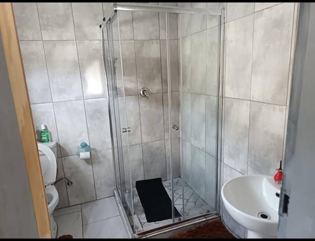 3 BEDROOM PROPERTY TO RENT IN BROMHOF